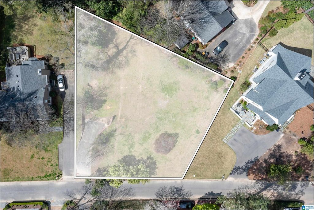 3750 W JACKSON BOULEVARD, Mountain Brook, AL 35213