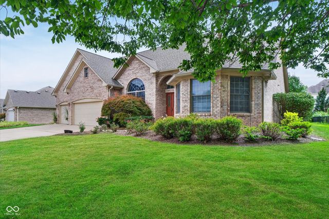 4365 W Woodbridge Lane, New Palestine, IN 46163