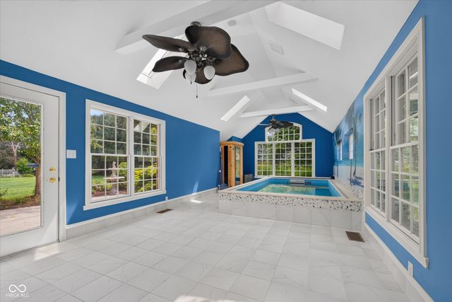 4365 W Woodbridge Lane, New Palestine, IN 46163