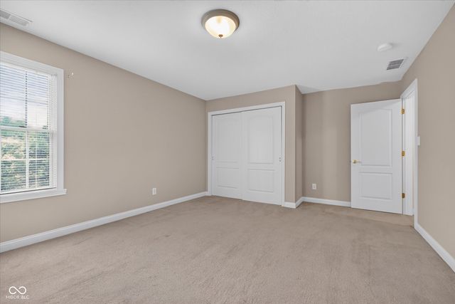 4365 W Woodbridge Lane, New Palestine, IN 46163