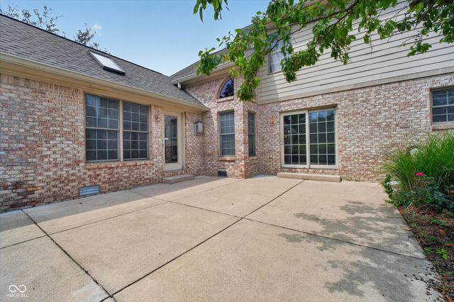 4365 W Woodbridge Lane, New Palestine, IN 46163