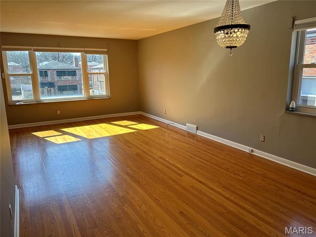 7227 Balson Avenue 2f, St Louis, MO 63130