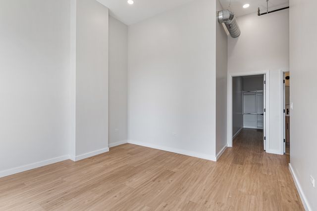 805 N Milwaukee Avenue 4S, Chicago, IL 60642