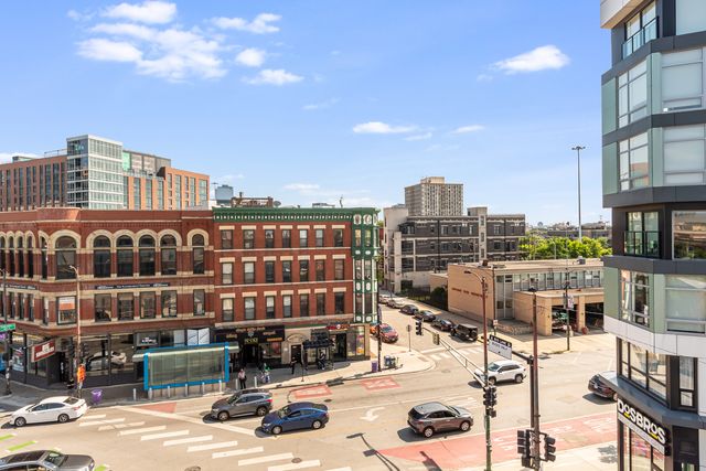 805 N Milwaukee Avenue 4S, Chicago, IL 60642