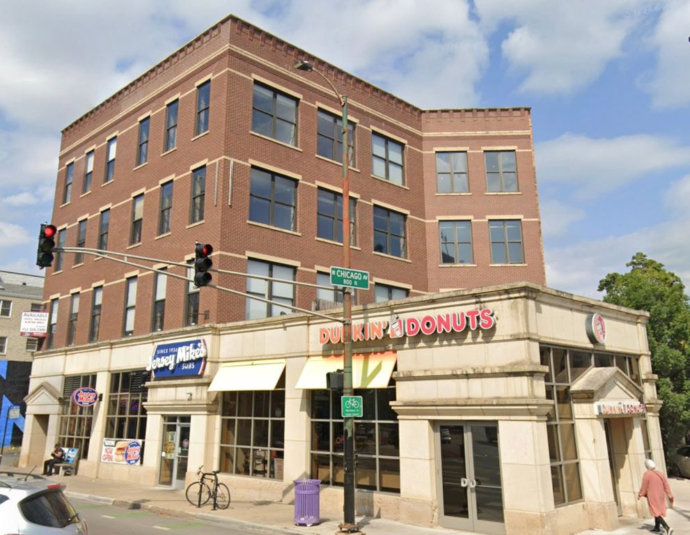 805 N Milwaukee Avenue 4S, Chicago, IL 60642