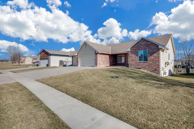 1322 Horseback St, Wichita, KS 67230