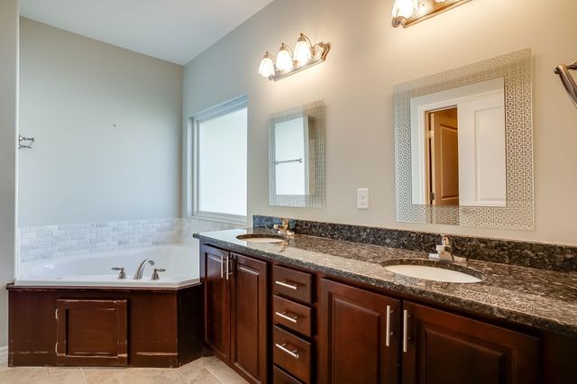 1322 Horseback St, Wichita, KS 67230