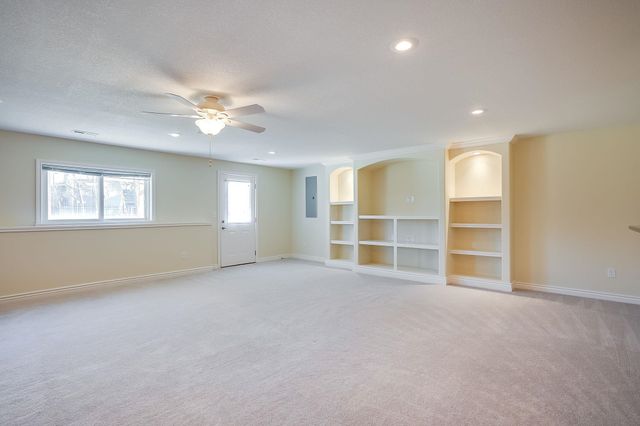 1322 Horseback St, Wichita, KS 67230