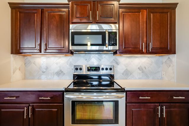 1322 Horseback St, Wichita, KS 67230