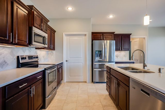 1322 Horseback St, Wichita, KS 67230