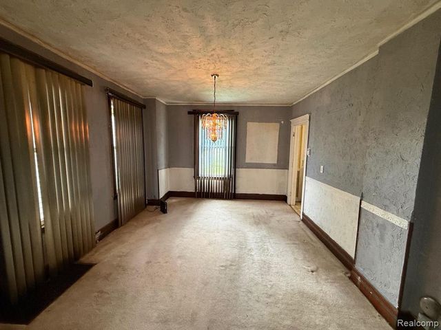 7743 E Canfield Street, Detroit, MI 48214