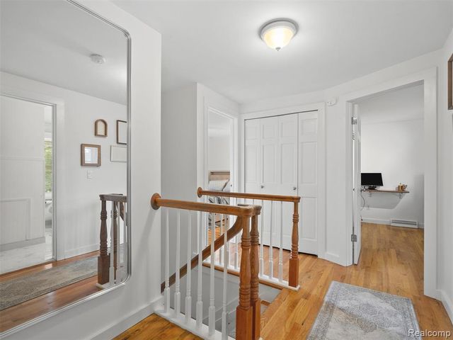 19938 S Waltham Road, Beverly Hills, MI 48025