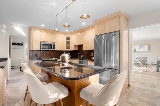 151 Hilburn Road, Scarsdale, NY 10583