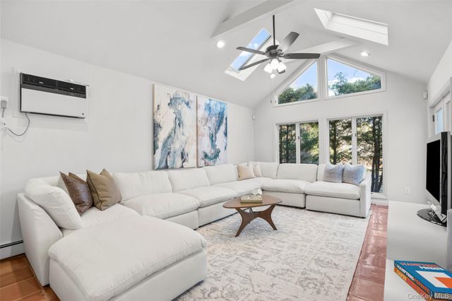 151 Hilburn Road, Scarsdale, NY 10583