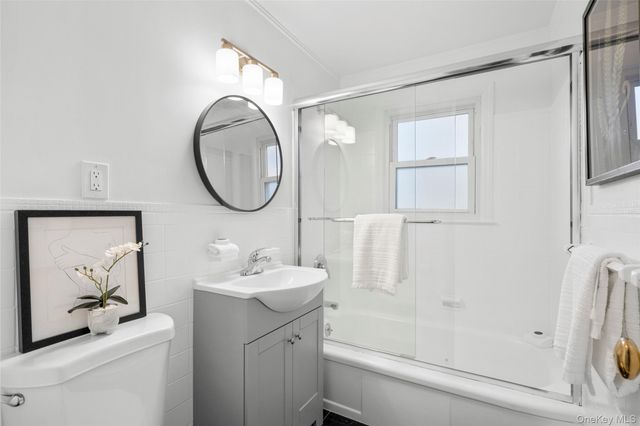 151 Hilburn Road, Scarsdale, NY 10583