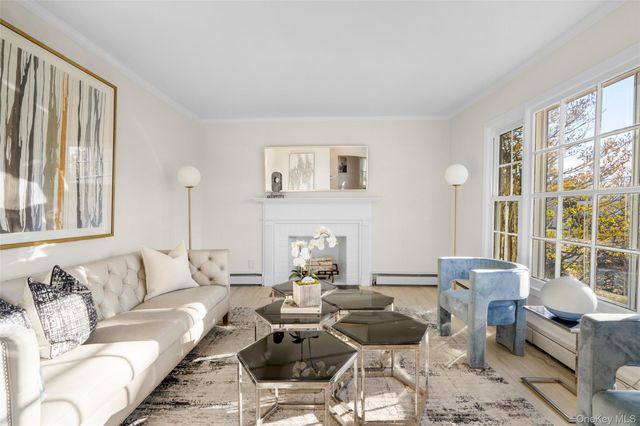 151 Hilburn Road, Scarsdale, NY 10583