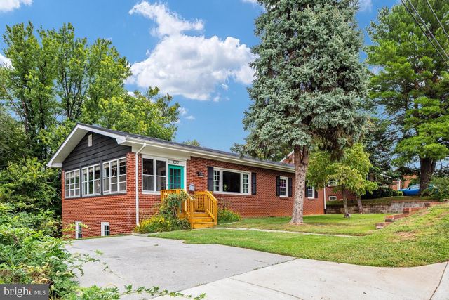 1022 BRAXTON RD, Front Royal, VA 22630