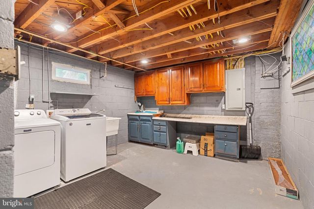 1022 BRAXTON RD, Front Royal, VA 22630