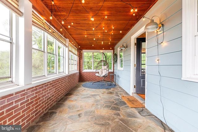 1022 BRAXTON RD, Front Royal, VA 22630