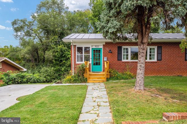 1022 BRAXTON RD, Front Royal, VA 22630