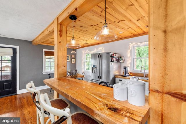 1022 BRAXTON RD, Front Royal, VA 22630