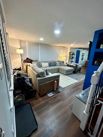 9 Church Street 9, Woburn, MA 01801