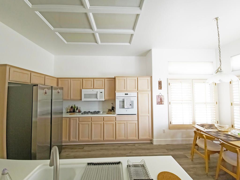 Image 8 of property listing at 37616 Eveningside Road, Palm Desert, CA 92211