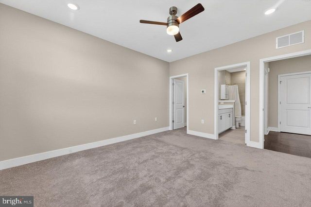 207 AARON TRUEHART WAY, Titusville, NJ 08560