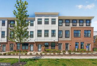 207 AARON TRUEHART WAY, Titusville, NJ 08560