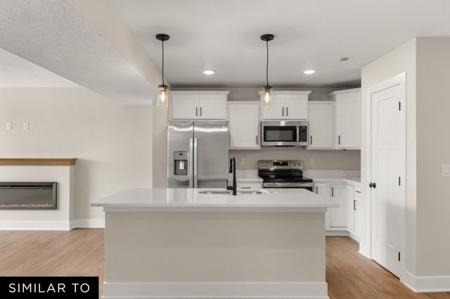 610 NE Hart Lane, Ankeny, IA 50021