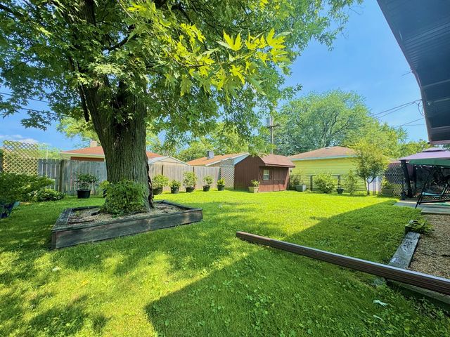 15307 Hastings Drive, Dolton, IL 60419
