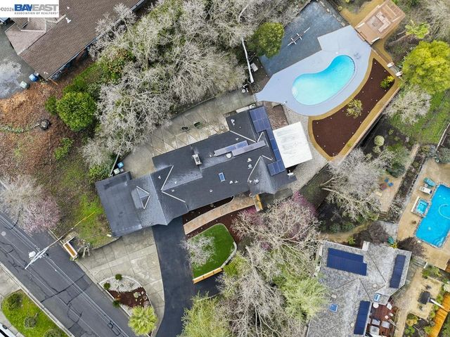 209 Gerry Ct, Walnut Creek, CA 94596