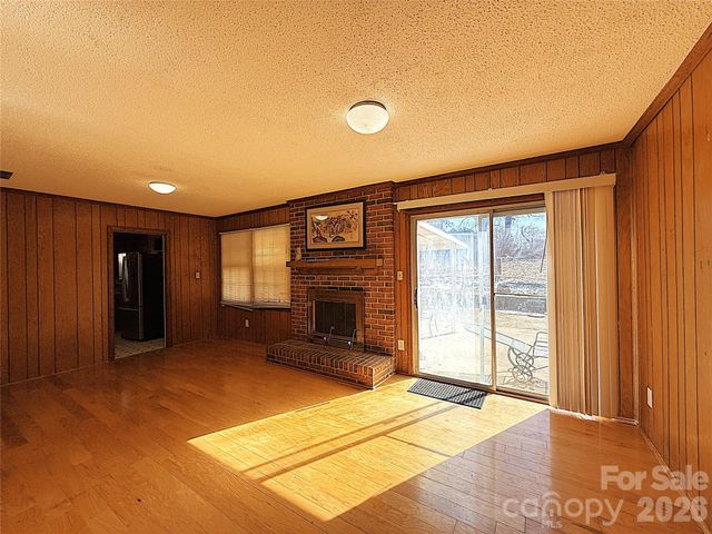 6625 Old Post Road, Charlotte, NC 28212