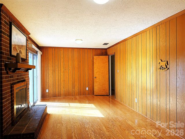 6625 Old Post Road, Charlotte, NC 28212