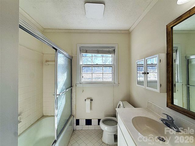 6625 Old Post Road, Charlotte, NC 28212