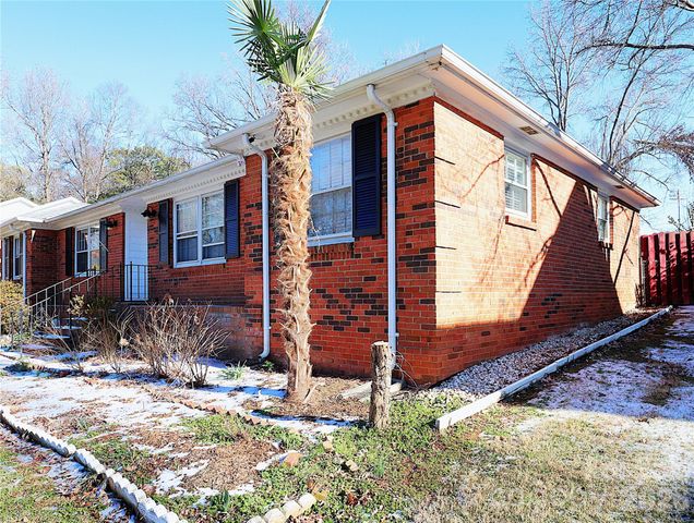 6625 Old Post Road, Charlotte, NC 28212