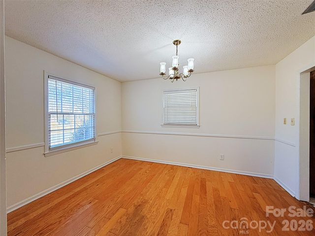 6625 Old Post Road, Charlotte, NC 28212