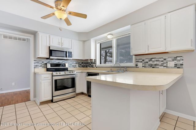 2470 E Herbison Road, Bath, MI 48808