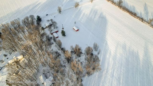 2470 E Herbison Road, Bath, MI 48808