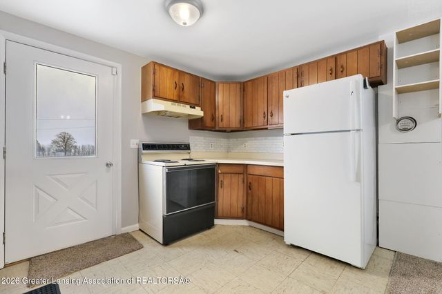 2470 E Herbison Road, Bath, MI 48808