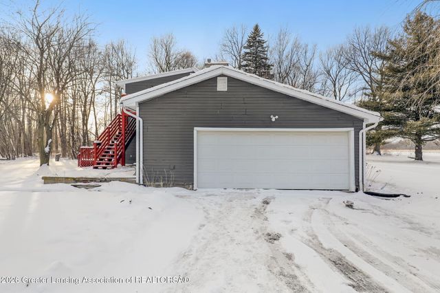 2470 E Herbison Road, Bath, MI 48808