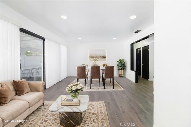 20309 Roscoe, Winnetka, CA 91306
