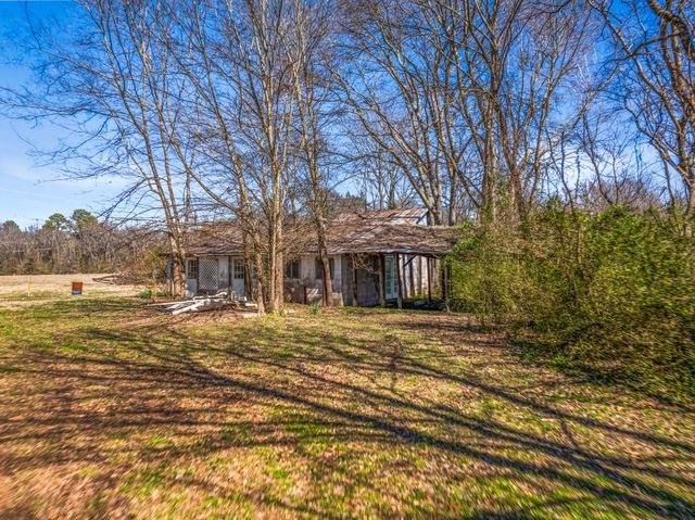 431 CR 2715, Mt Pleasant, TX 75455