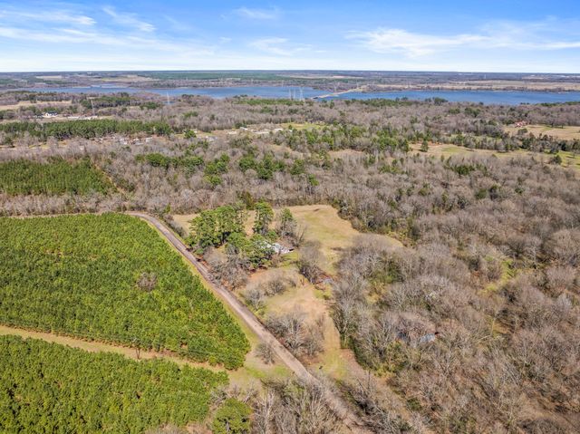 431 CR 2715, Mt Pleasant, TX 75455