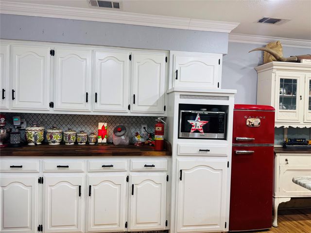 431 CR 2715, Mt Pleasant, TX 75455