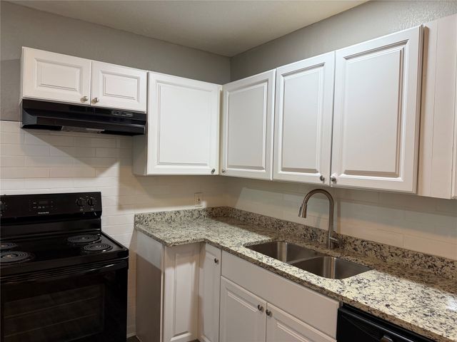 2506 Normont Circle, Fort Worth, TX 76103