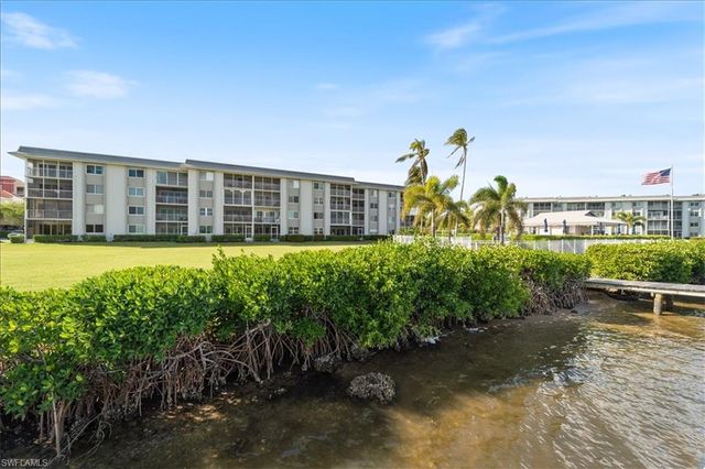 307 Goodlette-Frank RD S B202, Naples, FL 34102