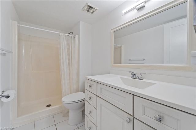 307 Goodlette-Frank RD S B202, Naples, FL 34102