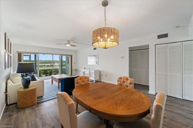 307 Goodlette-Frank RD S B202, Naples, FL 34102