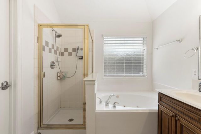 2412 Hidden Creek Drive, Pearland, TX 77581